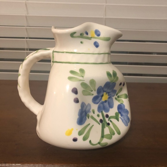 Pitcher/Creamer - Picture 3 of 5
